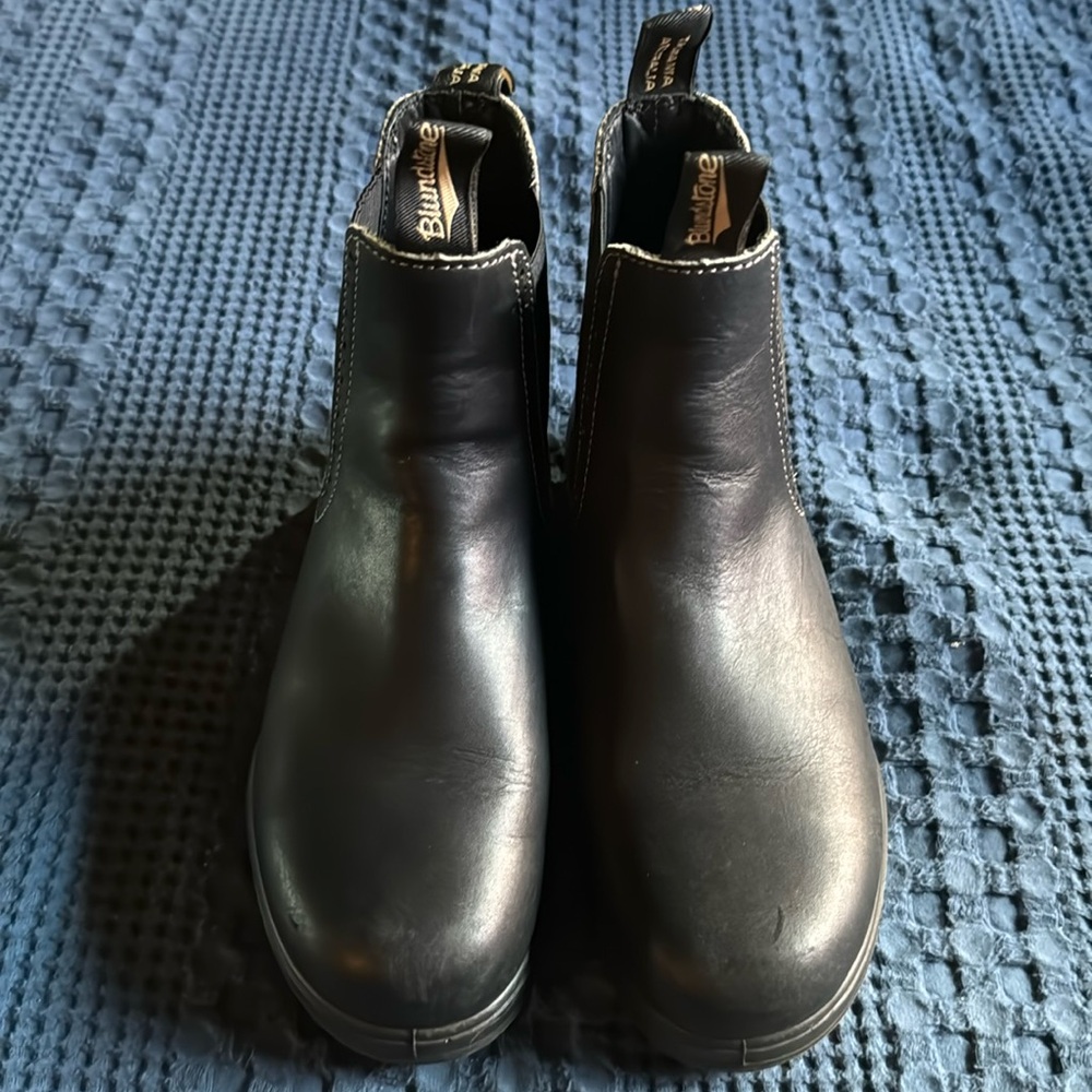Women’s Blundstones Chelsea boot